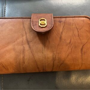 Vintage Baronet Leather Wallet with Gold Button